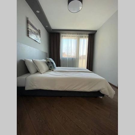 Lux 1Bd/1Ba City Center Apartment Yukarı Cuma Dış mekan fotoğraf